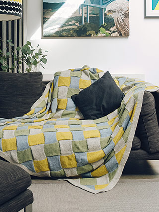 Click to see the yarn