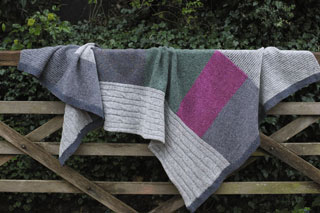 Click to see the yarns